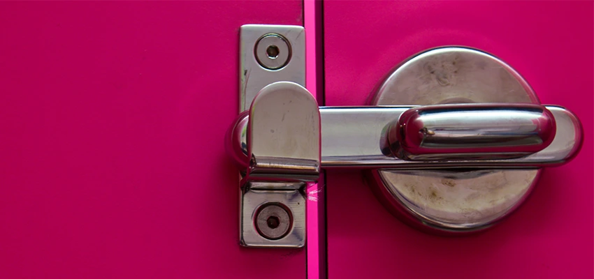 Childproof Gate Lock in Palo Alto, California